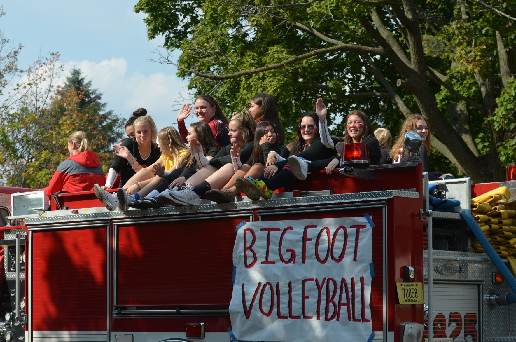 Big Foot volleyball